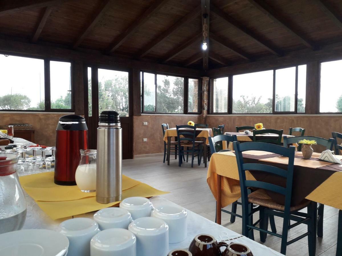 Agriturismo Quattro Mori ポルト・トッレス エクステリア 写真